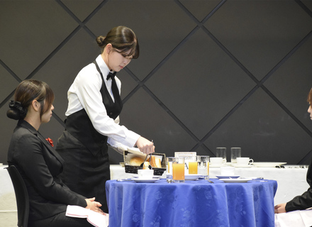 秋田コア　ビジネスカレッジの特長３