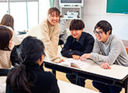 関西社会福祉専門学校の特長２