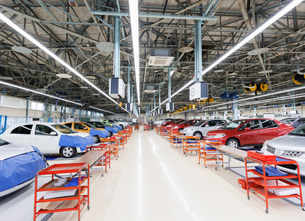 専門学校　日産横浜自動車大学校の特長２