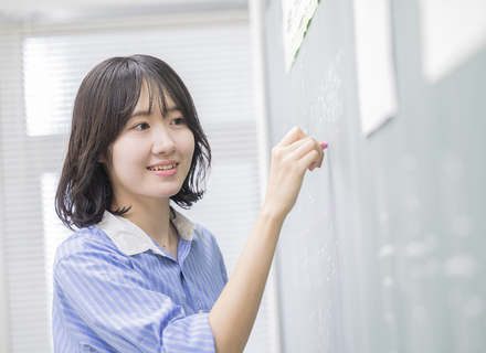 横浜高等教育専門学校の特長２