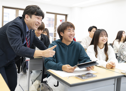 長野情報ＩＴクリエイター専門学校の特長１