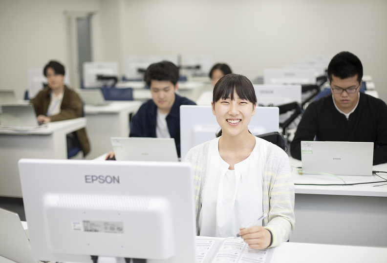 エプソン情報科学専門学校の風景