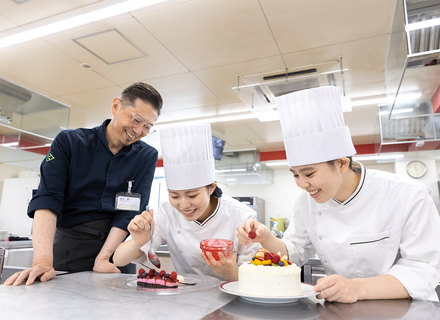 福岡ホテル・ウェディング＆製菓調理専門学校の特長１