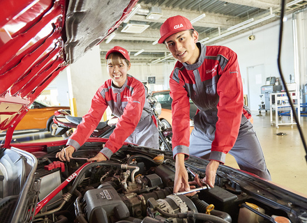 専門学校　新潟国際自動車大学校の特長１