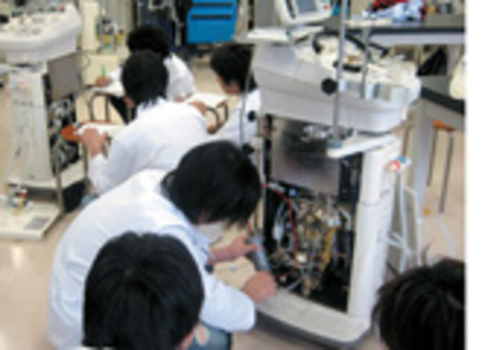 専門学校　静岡医療科学専門大学校の特長２