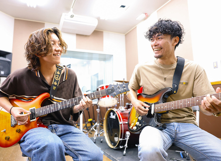 国際音楽・ダンス・エンタテイメント専門学校の特長１