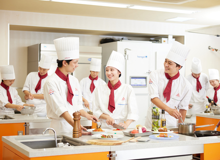 にいがた製菓・調理専門学校えぷろんの特長２