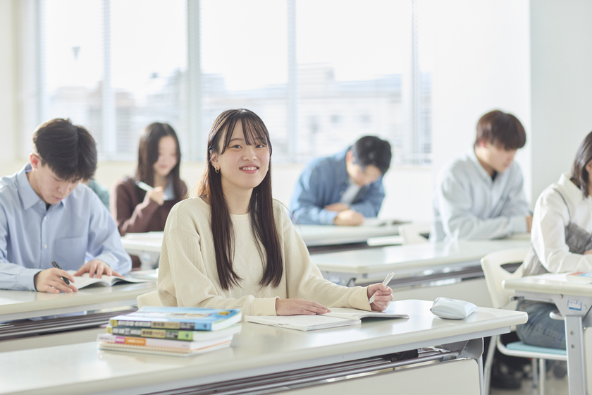 長岡公務員・情報ビジネス専門学校の学生