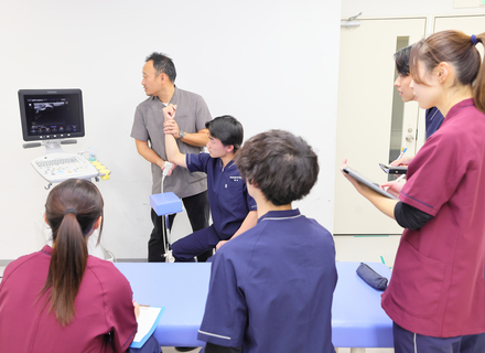 横浜医療専門学校の特長２