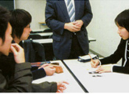 日本福祉大学中央福祉専門学校の特長３