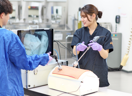 札幌医学技術福祉歯科専門学校の特長１