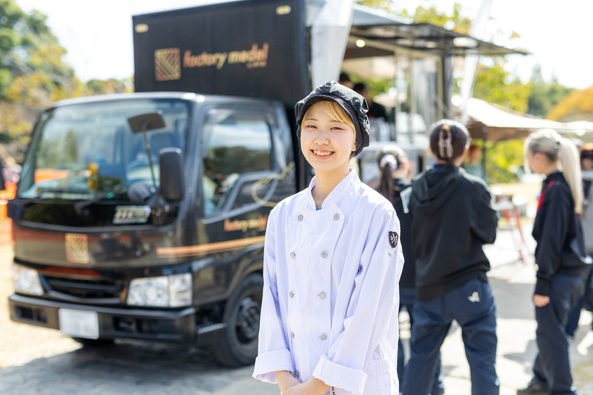 専門学校　福岡ビジョナリーアーツの学生