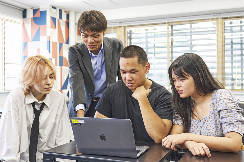 専門学校　東京ビジネス外語カレッジの先生