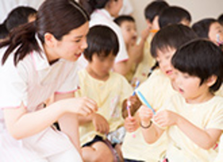 慈恵歯科医療ファッション専門学校の特長１