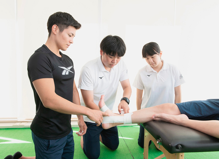 大原ビジネス公務員保育専門学校姫路校の特長１