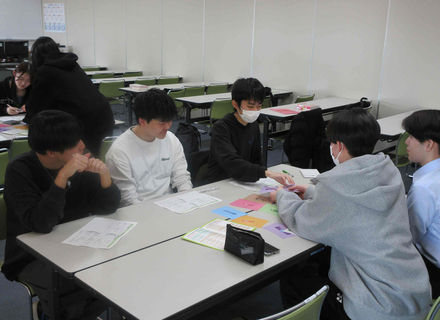 青森中央経理専門学校の特長１