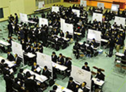 青森中央経理専門学校の特長２