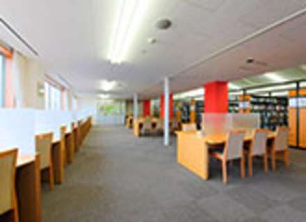 青森中央経理専門学校の特長３