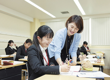 東京未来大学福祉保育専門学校の特長３