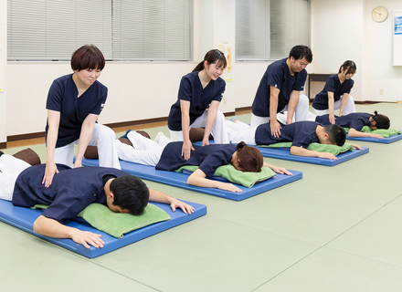 四国医療専門学校の特長１