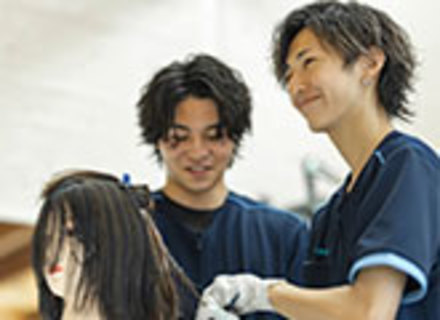 郡山ヘアメイクカレッジの特長１