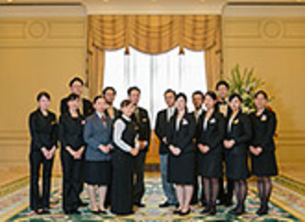 大阪ホテル・エアライン専門学校の特長１