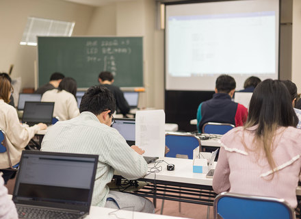 愛甲農業科学専門学校の特長１