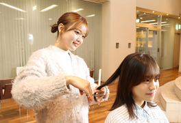 理容美容専門学校西日本ヘアメイクカレッジ