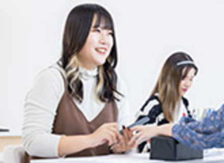 アルファジャパン美容専門学校の特長２