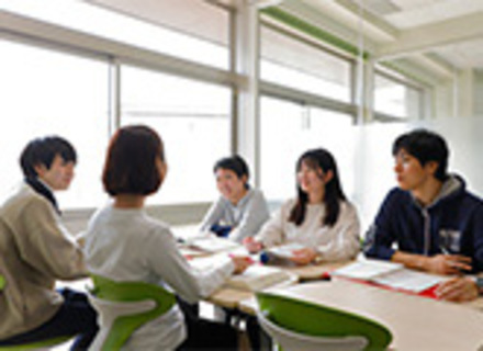 福岡医療専門学校の特長１