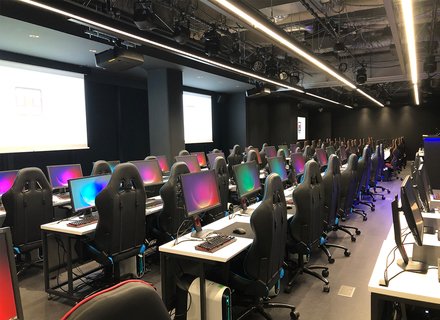 仙台デザイン＆テクノロジー専門学校の特長２