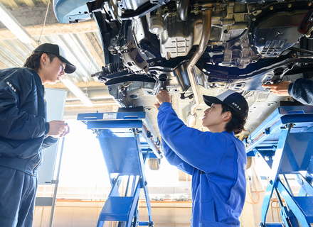 ＷｉＺ国際情報工科自動車大学校の特長１