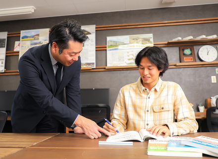 ＷｉＺ国際情報工科自動車大学校の特長２