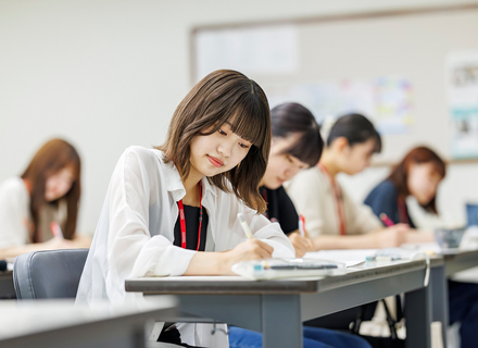 大原ビジネス公務員専門学校広島校の特長３