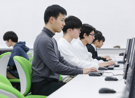 専門学校九州テクノカレッジの特長１