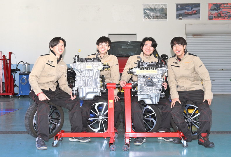 専門学校 中部国際自動車大学校の風景
