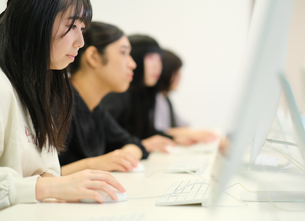 札幌デザイン＆テクノロジー専門学校の特長２