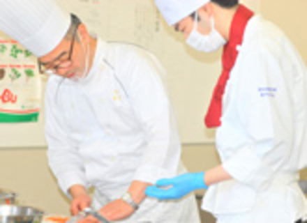 酒田調理師専門学校の特長２