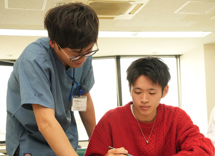 日本総合医療専門学校の特長１