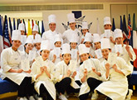 大阪調理製菓専門学校ｅｃｏｌｅ　ＵＭＥＤＡの特長２