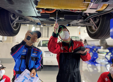 専門学校　浜松工科自動車大学校の特長１