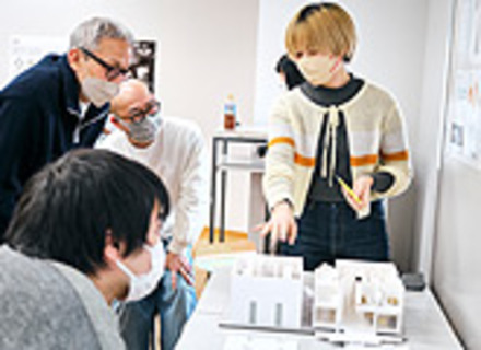 専門学校　桑沢デザイン研究所の特長２