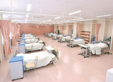 国際ティビィシィ小山看護専門学校の特長３