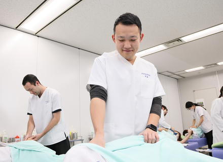 日本鍼灸理療専門学校の特長１