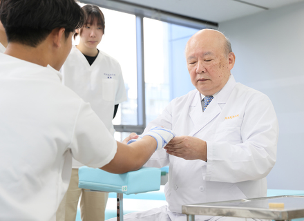 日本柔道整復専門学校の特長３