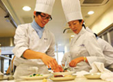 ニチエイ調理専門学校の特長３
