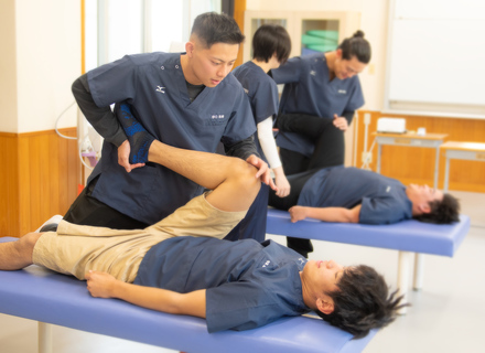 和歌山医療スポーツ専門学校の特長３
