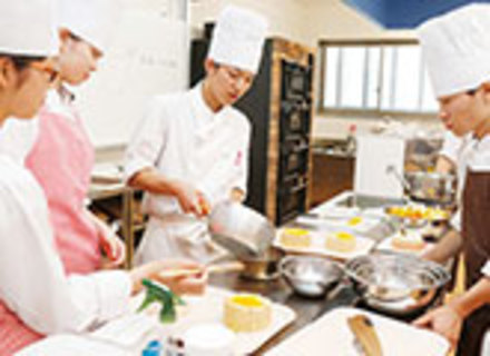 日本調理製菓専門学校の特長３