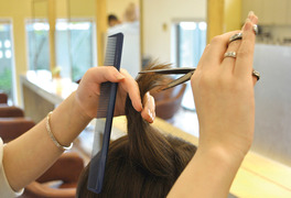 アンビシャス国際美容学校