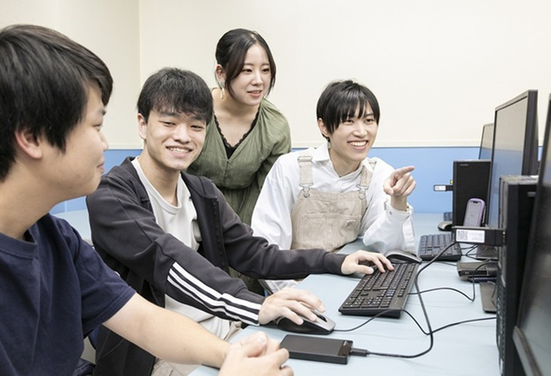 名古屋情報メディア専門学校の風景